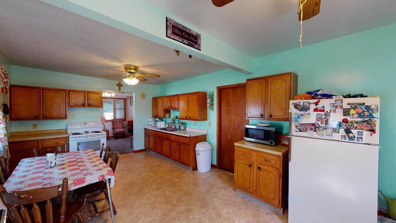 602 Central Ave, Coon Valley, WI 54623