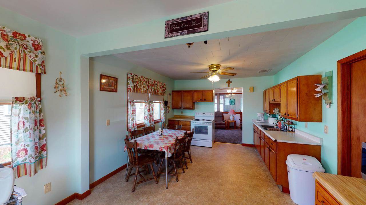 602 Central Ave, Coon Valley, WI 54623