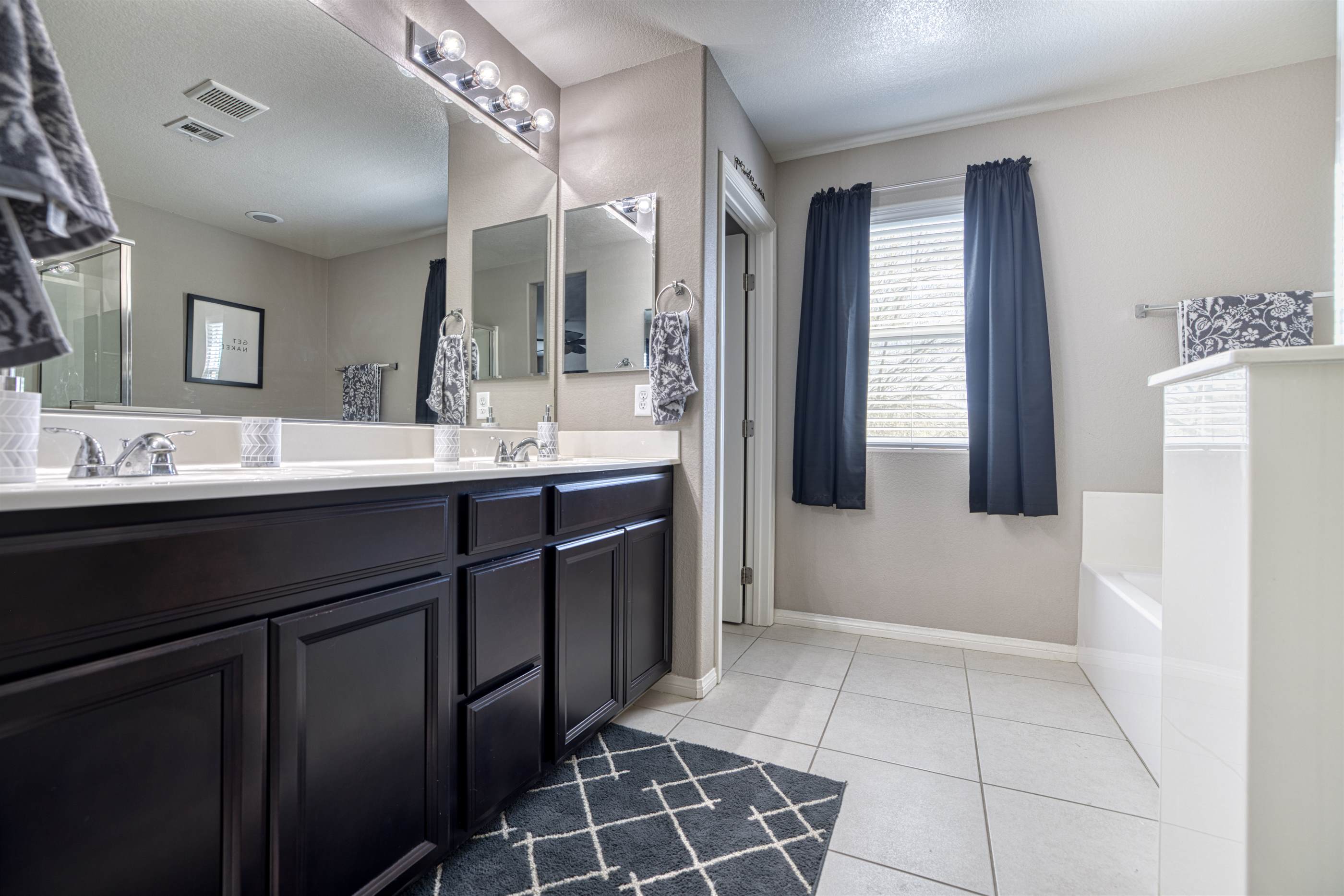 5605 North Balsam Street, Las Vegas, NV 89130