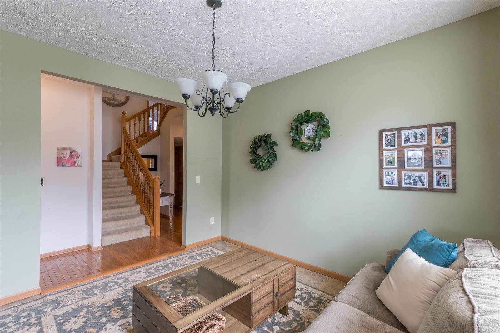 2555 Pleasant Crest Court, Newark, OH 43055