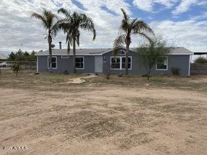 4695 E Shadow LN., San Tan Valley, AZ 85143