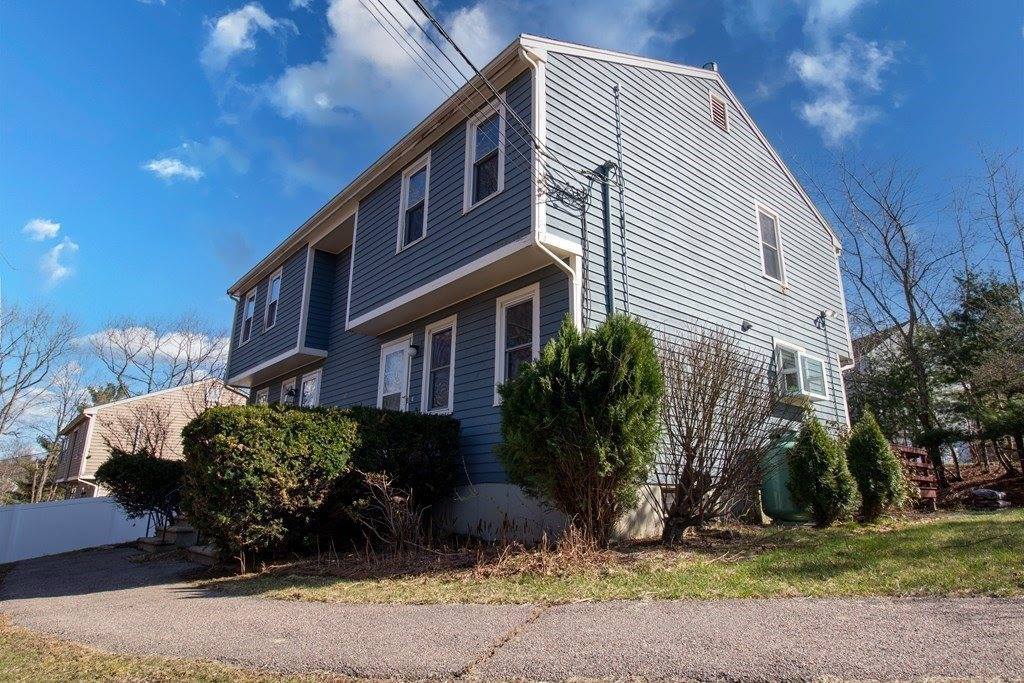 52 George St, #B, Plainville, MA 02762