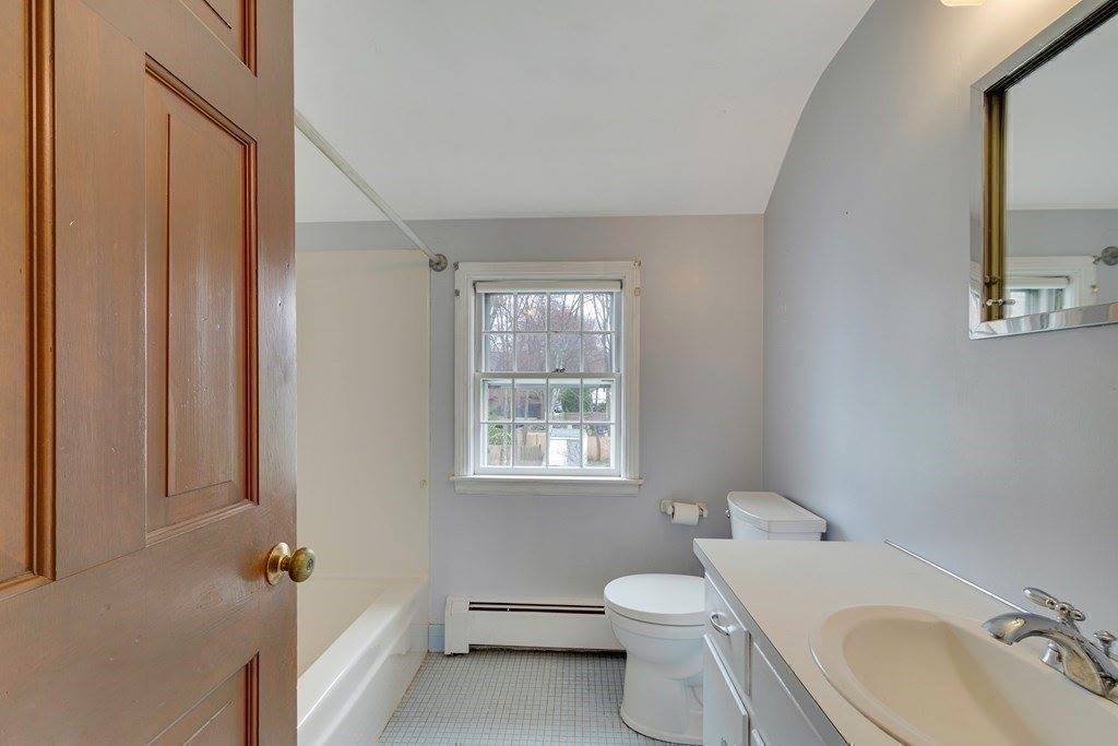 363 Greenlodge St, Dedham, MA 02026