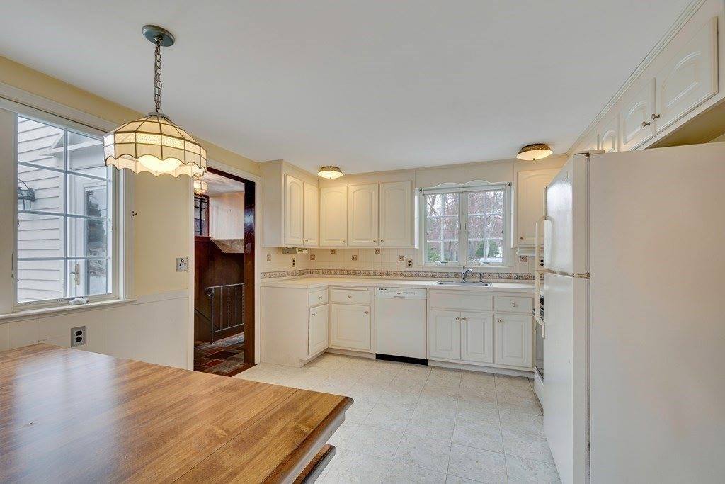 363 Greenlodge St, Dedham, MA 02026