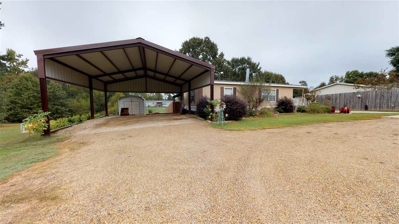 112 Springridge Ln, Texarkana, TX 75501