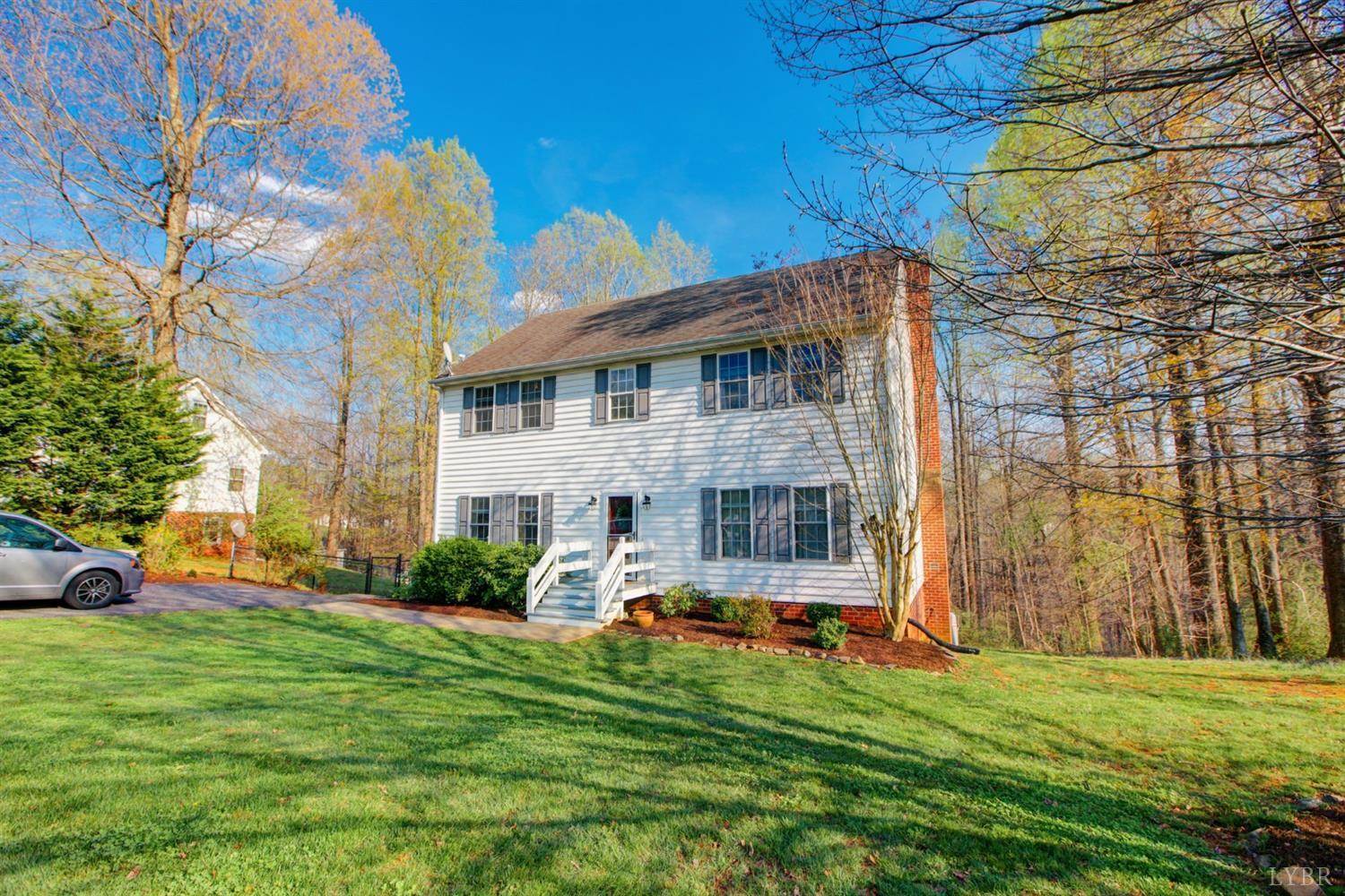 104 Winding Cedar Way, Lynchburg, VA 24502