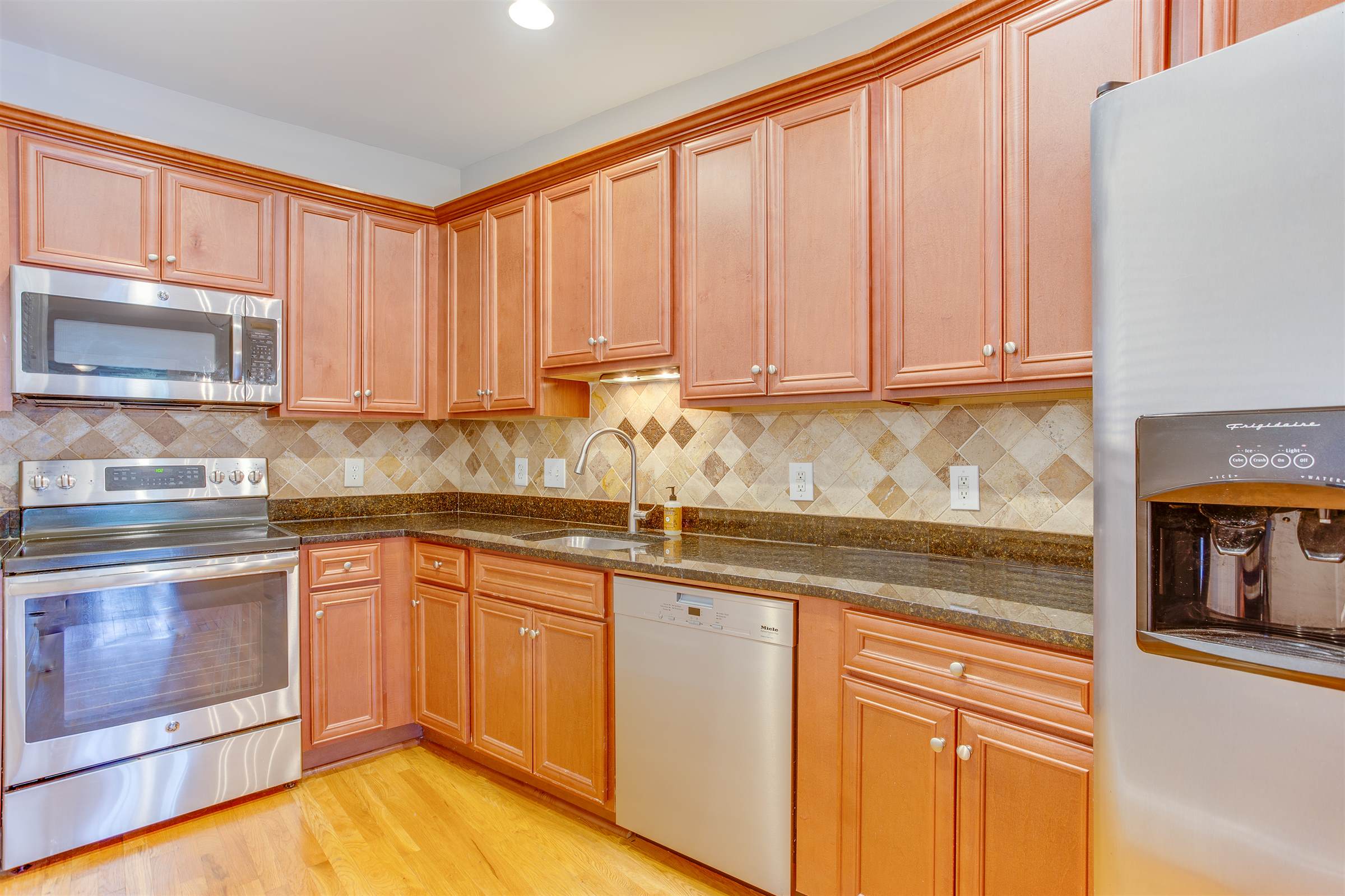 601 Roseneath Road, #U1, Richmond, VA 23221