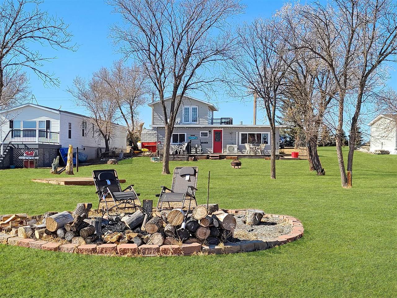 265 Blacktail Dr, Williston, ND 58801