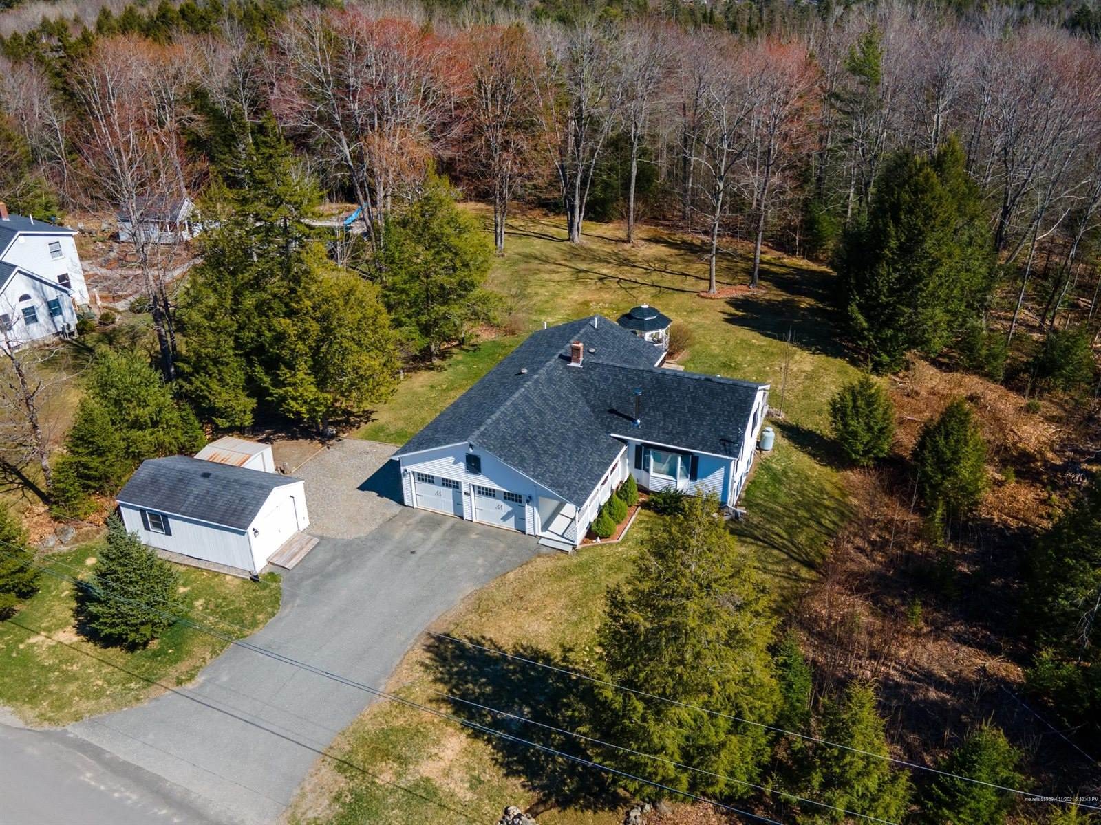 42 Kingsbury Road, Holden, ME 04429