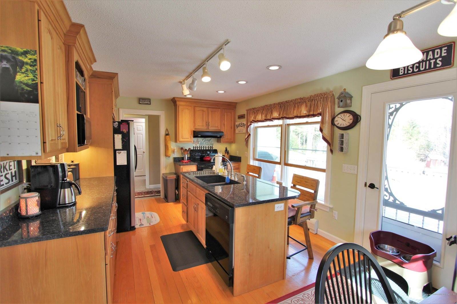 42 Kingsbury Road, Holden, ME 04429