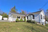 42 Kingsbury Road, Holden, ME 04429