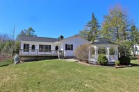 42 Kingsbury Road, Holden, ME 04429