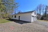 42 Kingsbury Road, Holden, ME 04429