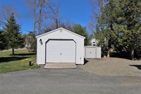 42 Kingsbury Road, Holden, ME 04429