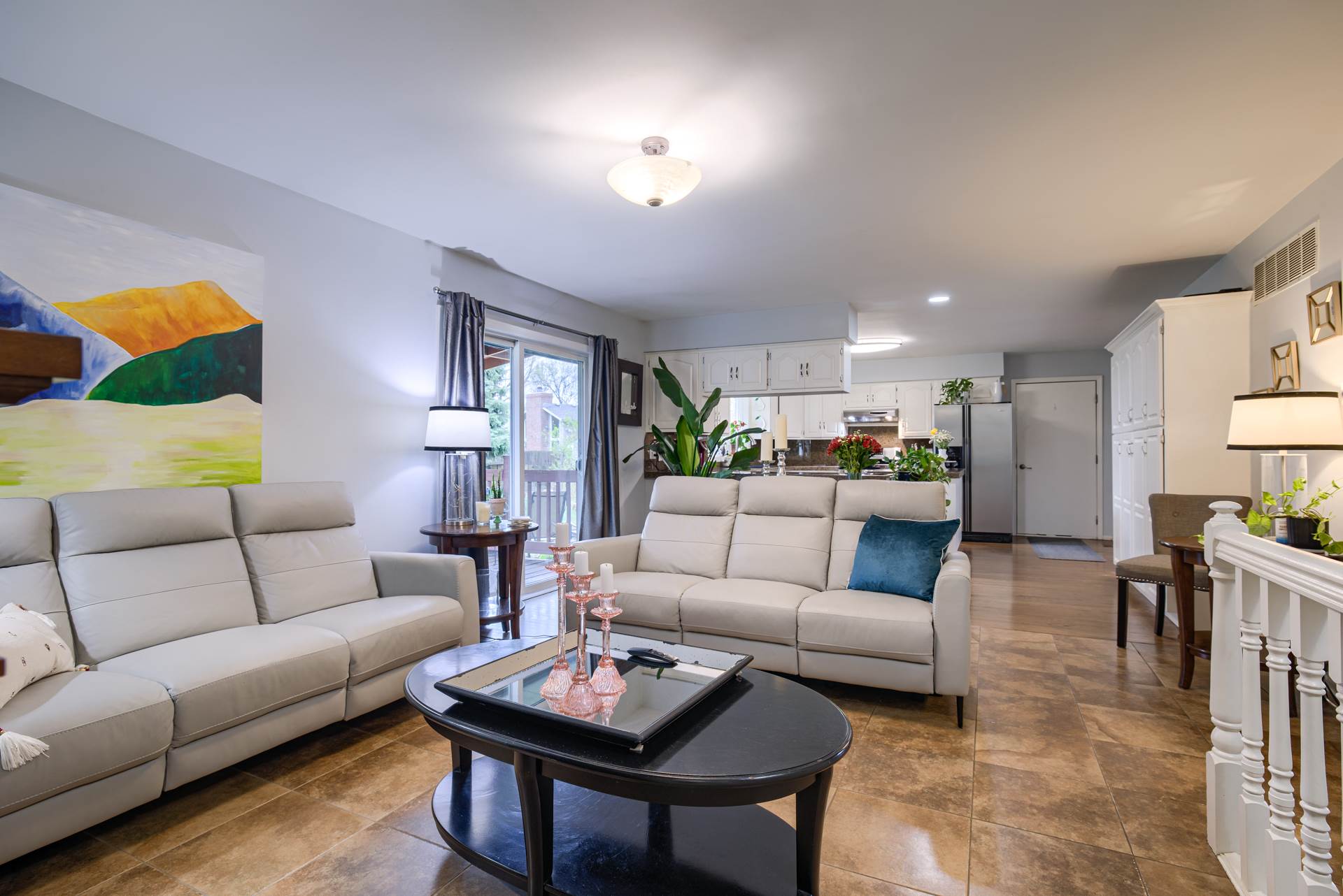 1605 N 214 Street, Elkhorn, NE 68022