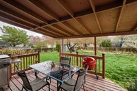 1605 N 214 Street, Elkhorn, NE 68022