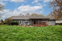 1605 N 214 Street, Elkhorn, NE 68022