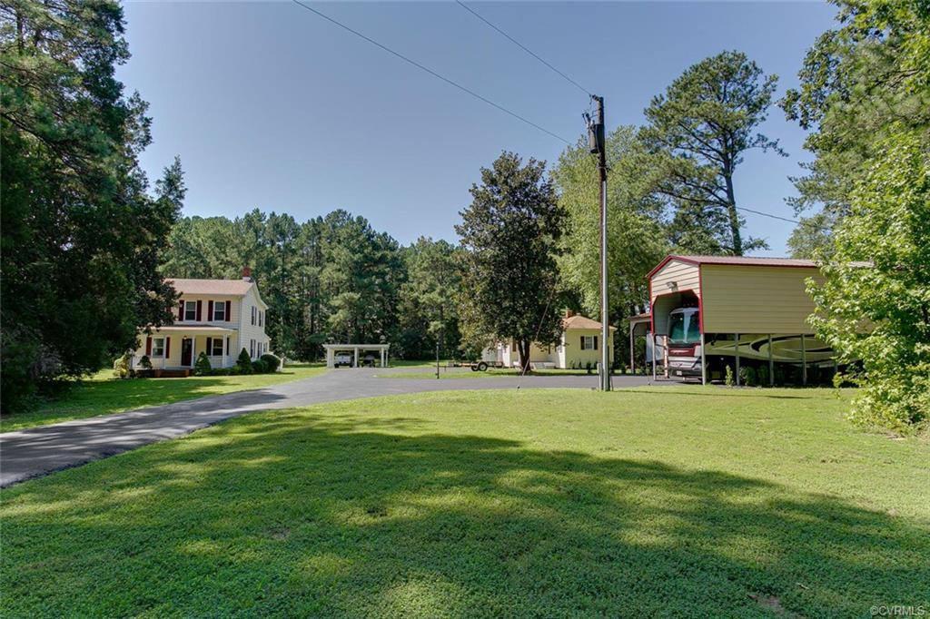 16100 Harrowgate Road, Chester, VA 23831