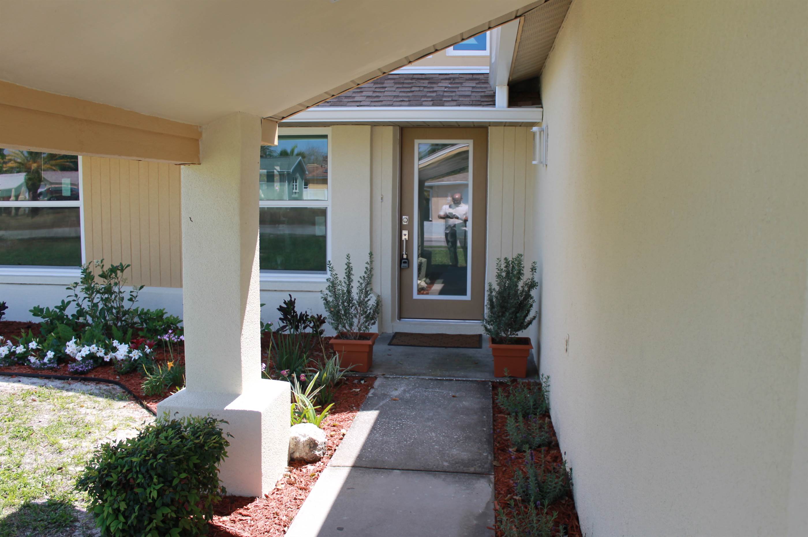 7208 Bramblewod Dr, Port Richey, FL 34668