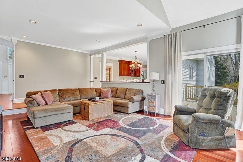 31 Joss Way, Long Hill Township, NJ 07946