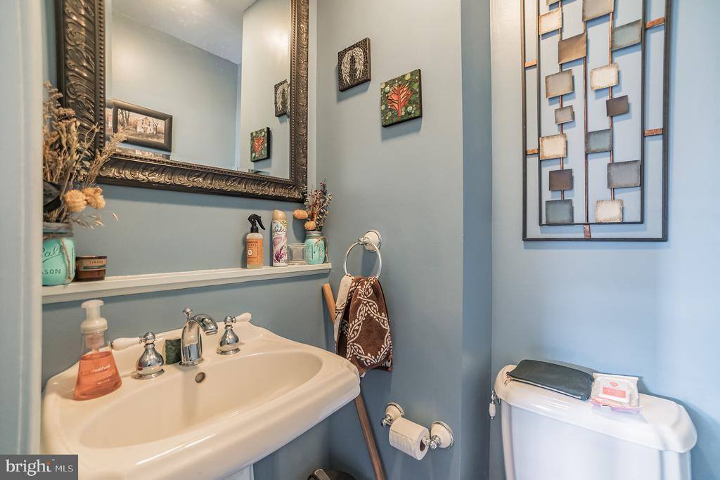 821 Harper Avenue, Drexel Hill, PA 19026