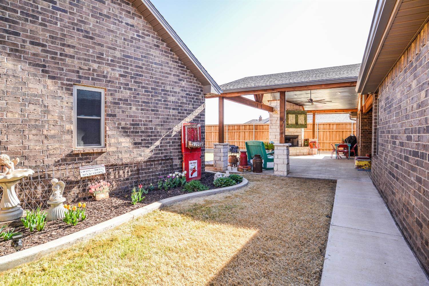 7202 92nd Street, Lubbock, TX 79424