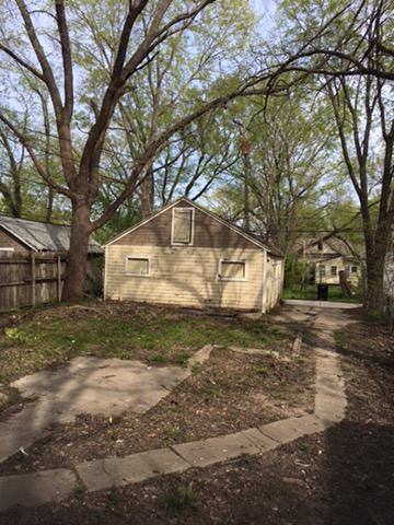 406 SW Western AVE, Topeka, KS 66606