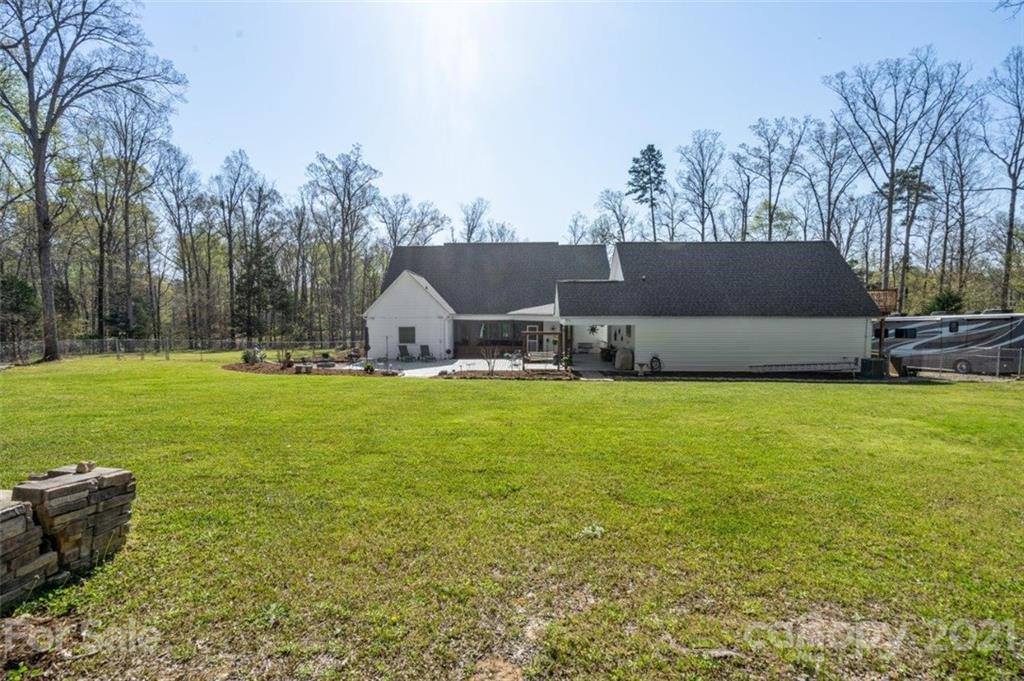 3701 Spring Drive, Midland, NC 28107