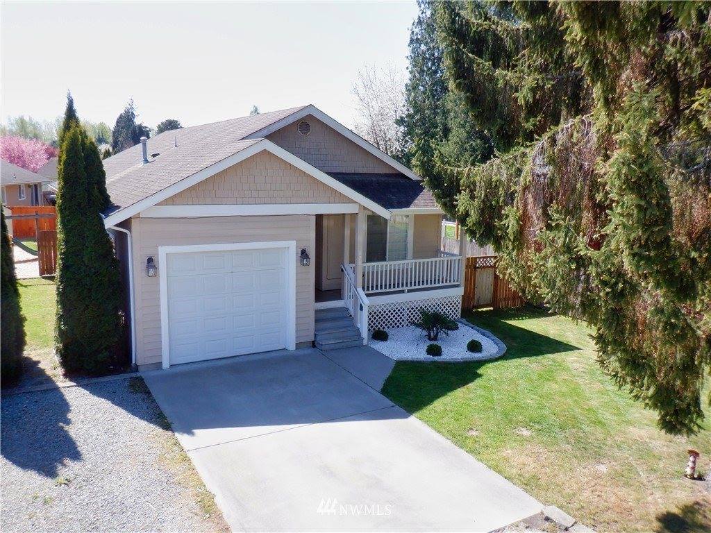 828 Hoag Rd, Mount Vernon, WA 98273