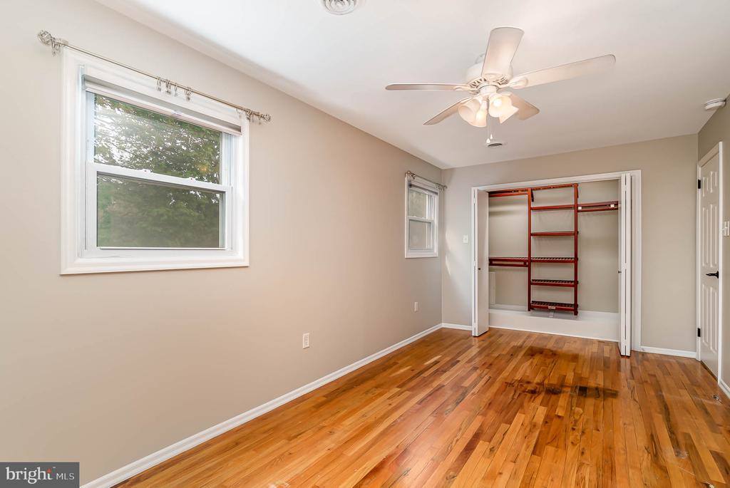 402 West Elmwood Avenue, Mechanicsburg, PA 17055