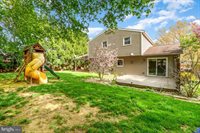 402 West Elmwood Avenue, Mechanicsburg, PA 17055