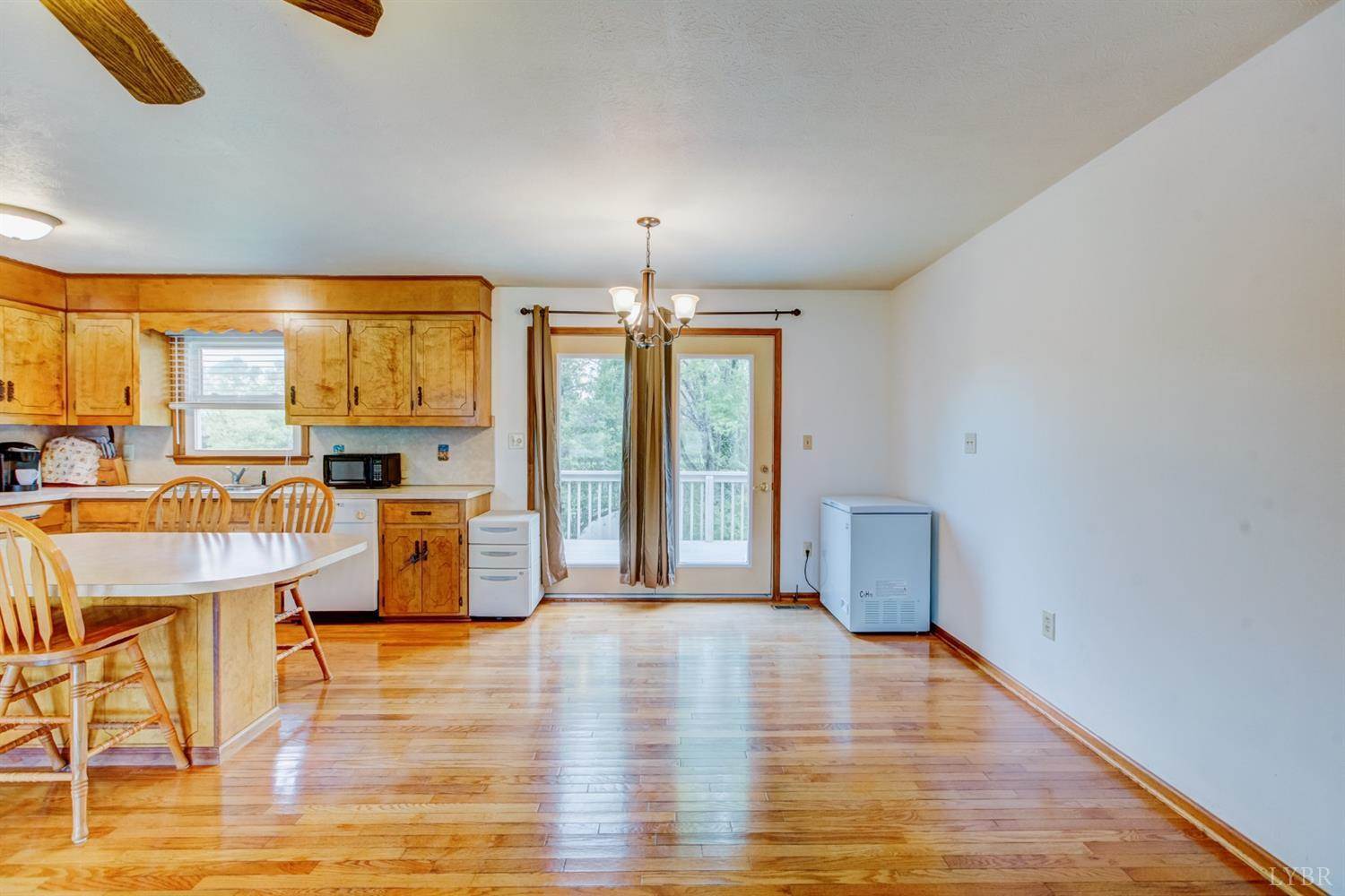 1233 Lee Grant Avenue, Appomattox, VA 24522