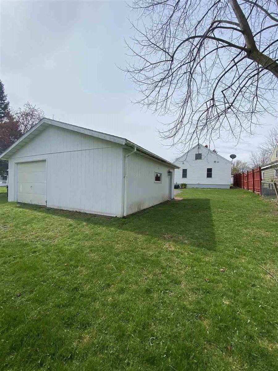 1203 E Doege Street, Marshfield, WI 54449