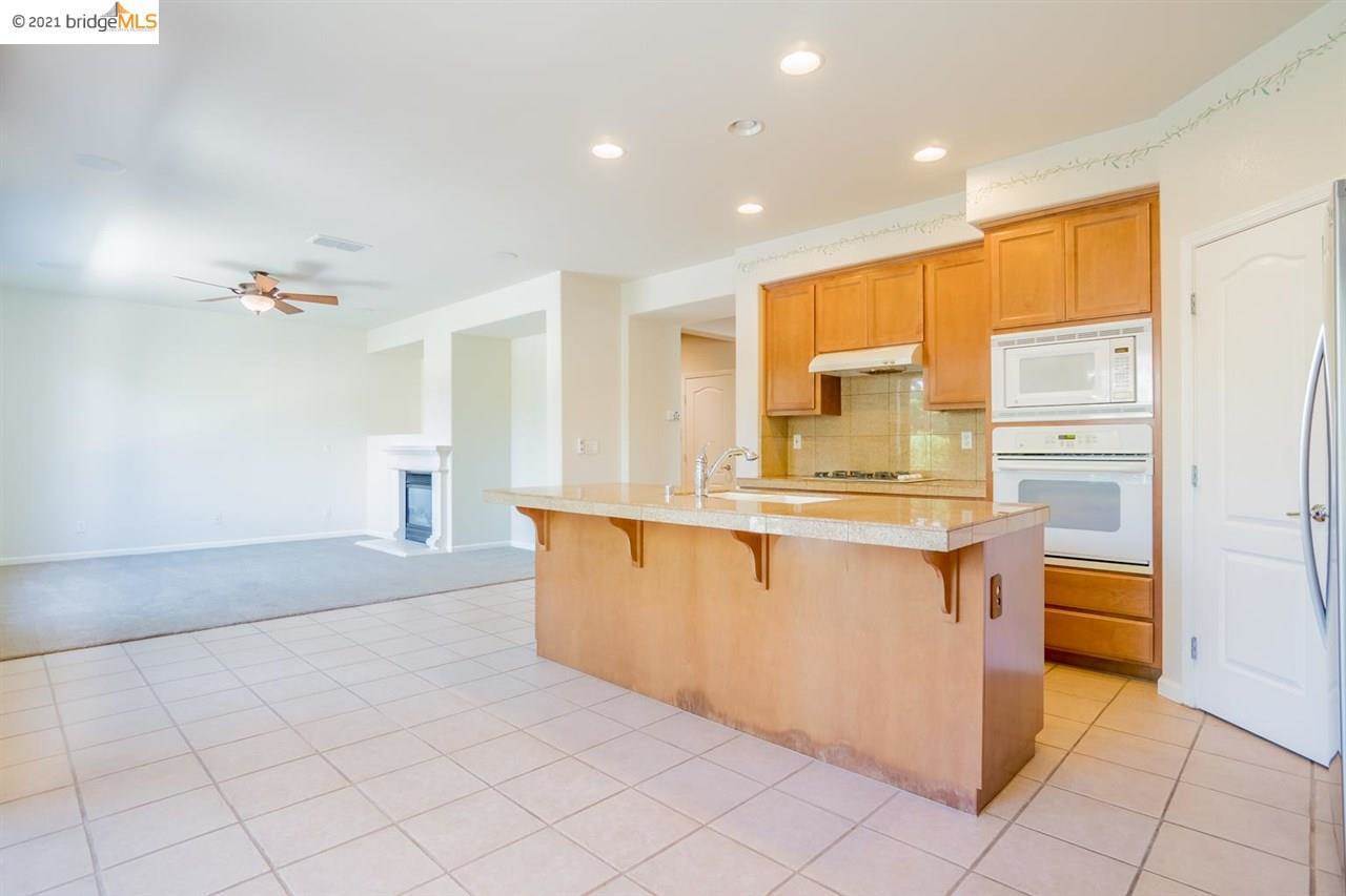 595 Burk Ct, Mountain House, CA 95391