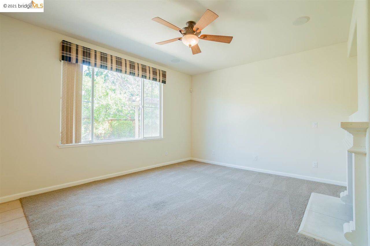 595 Burk Ct, Mountain House, CA 95391