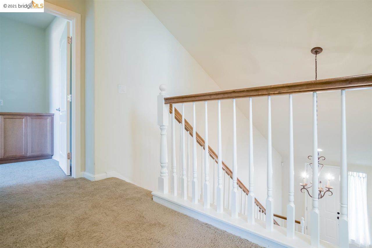 595 Burk Ct, Mountain House, CA 95391