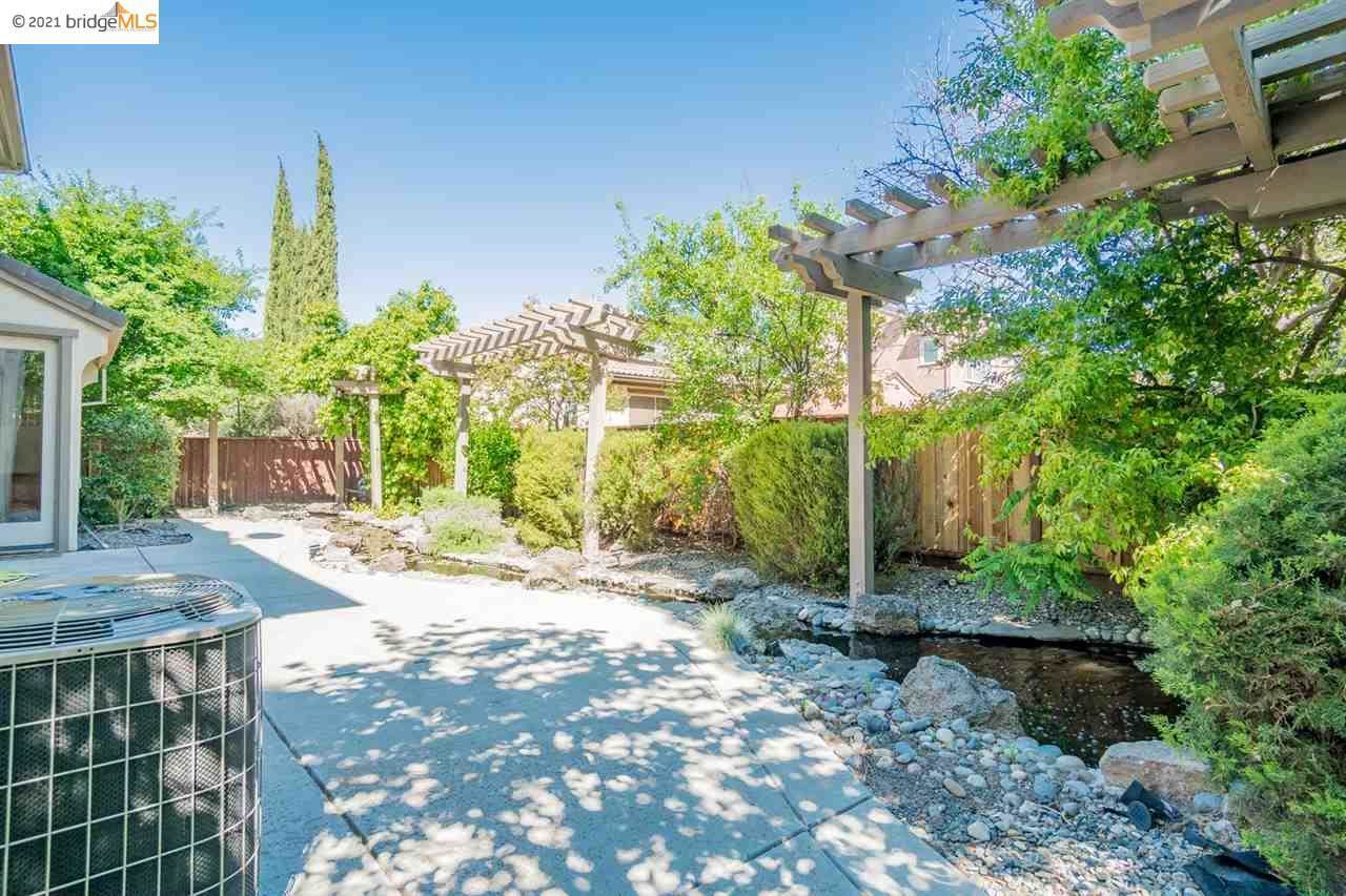 595 Burk Ct, Mountain House, CA 95391