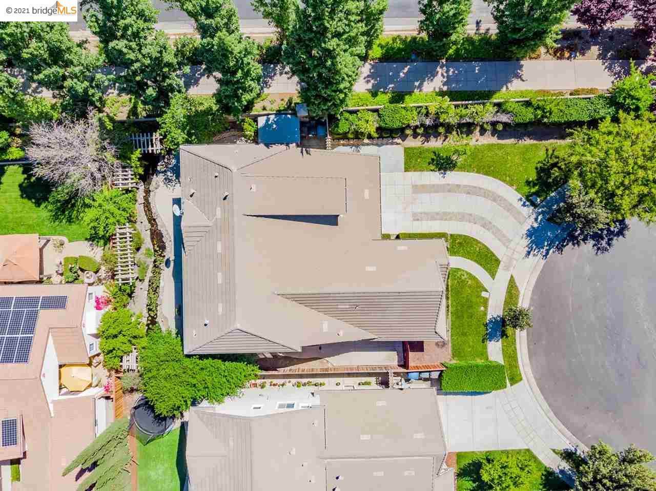 595 Burk Ct, Mountain House, CA 95391