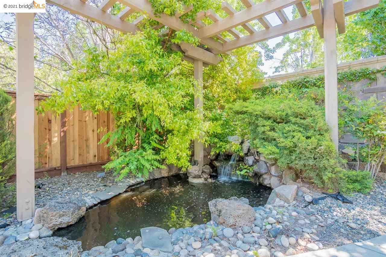 595 Burk Ct, Mountain House, CA 95391