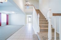 595 Burk Ct, Mountain House, CA 95391