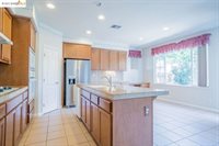 595 Burk Ct, Mountain House, CA 95391