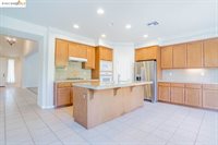 595 Burk Ct, Mountain House, CA 95391