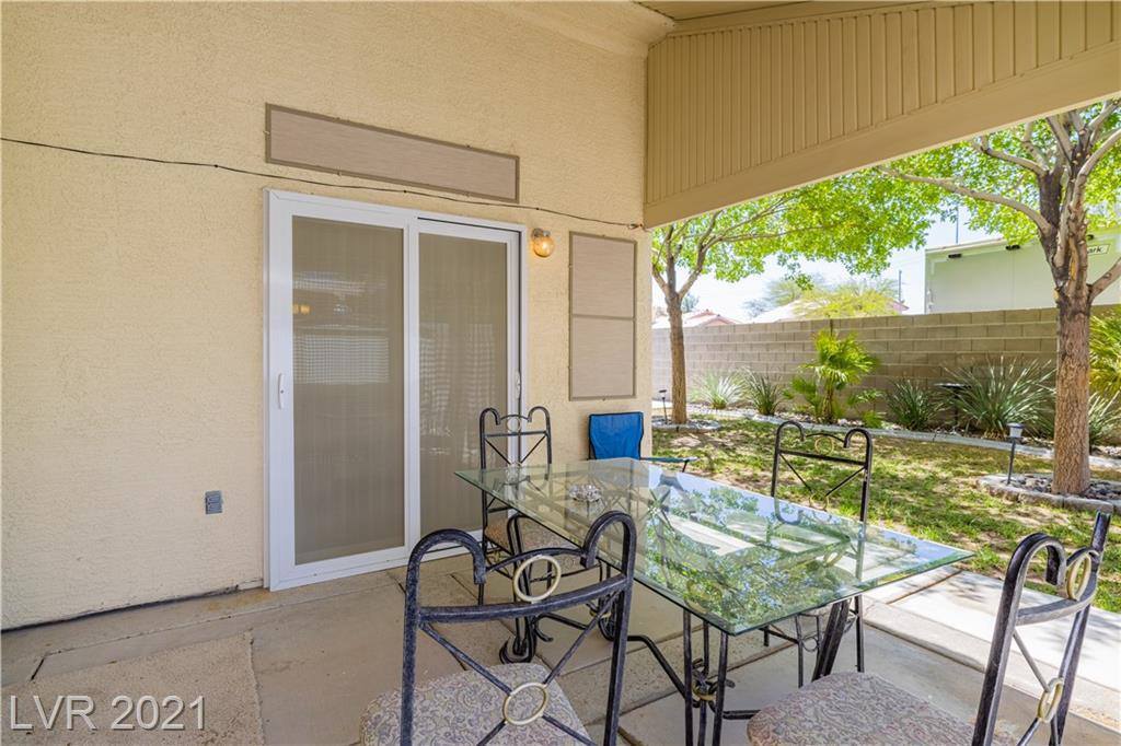 5201 White Coyote Place, Las Vegas, NV 89130