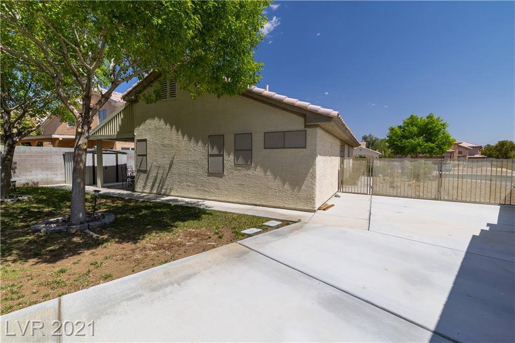 5201 White Coyote Place, Las Vegas, NV 89130
