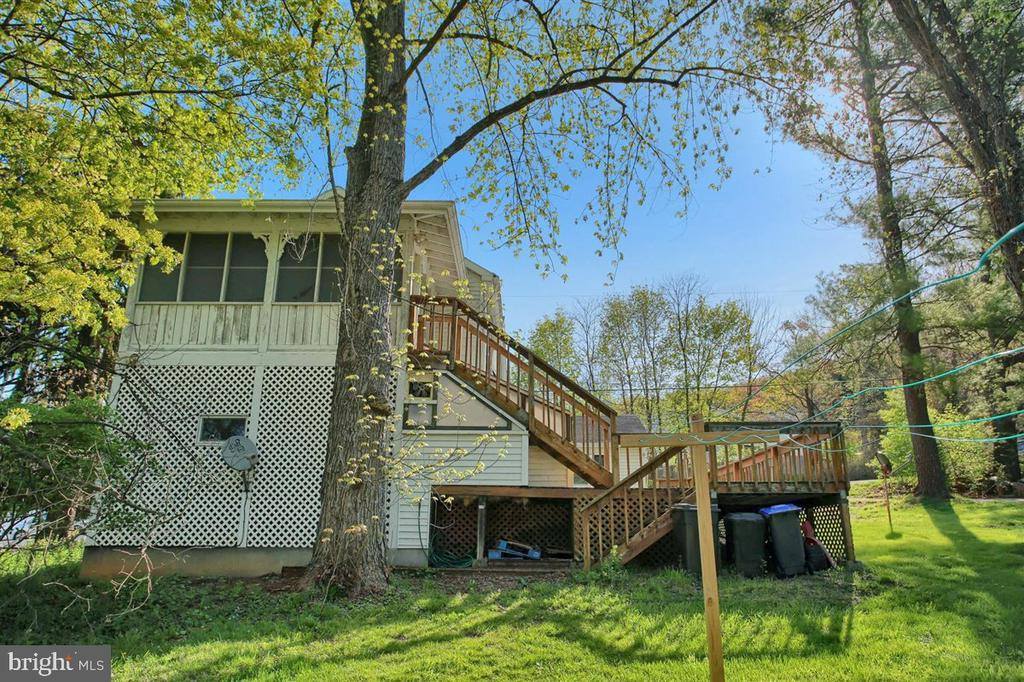 438 South Baltimore Avenue, Mount Holly Springs, PA 17065