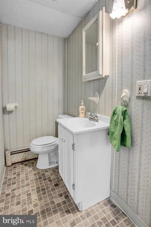 438 South Baltimore Avenue, Mount Holly Springs, PA 17065