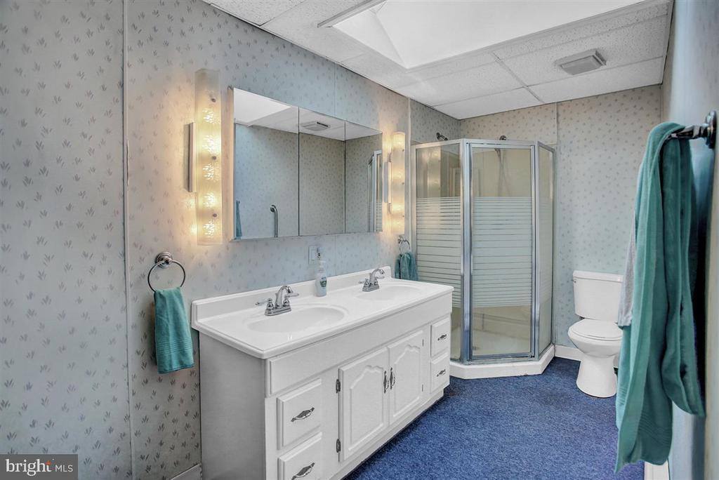 438 South Baltimore Avenue, Mount Holly Springs, PA 17065