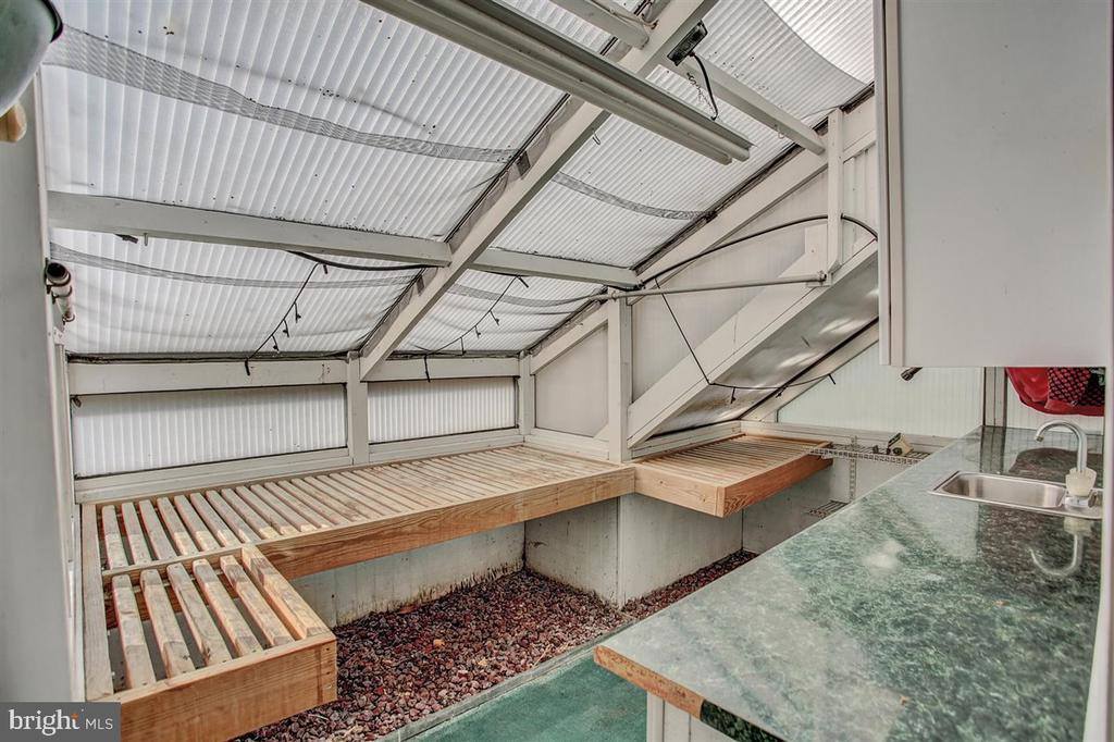 438 South Baltimore Avenue, Mount Holly Springs, PA 17065