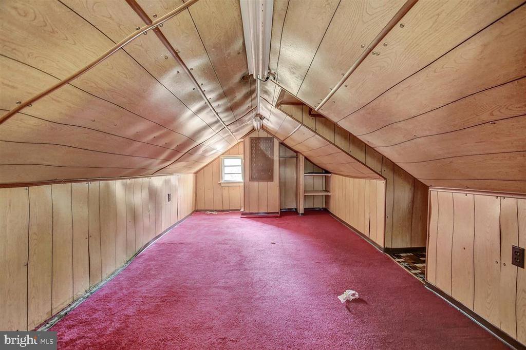 438 South Baltimore Avenue, Mount Holly Springs, PA 17065