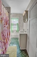 438 South Baltimore Avenue, Mount Holly Springs, PA 17065